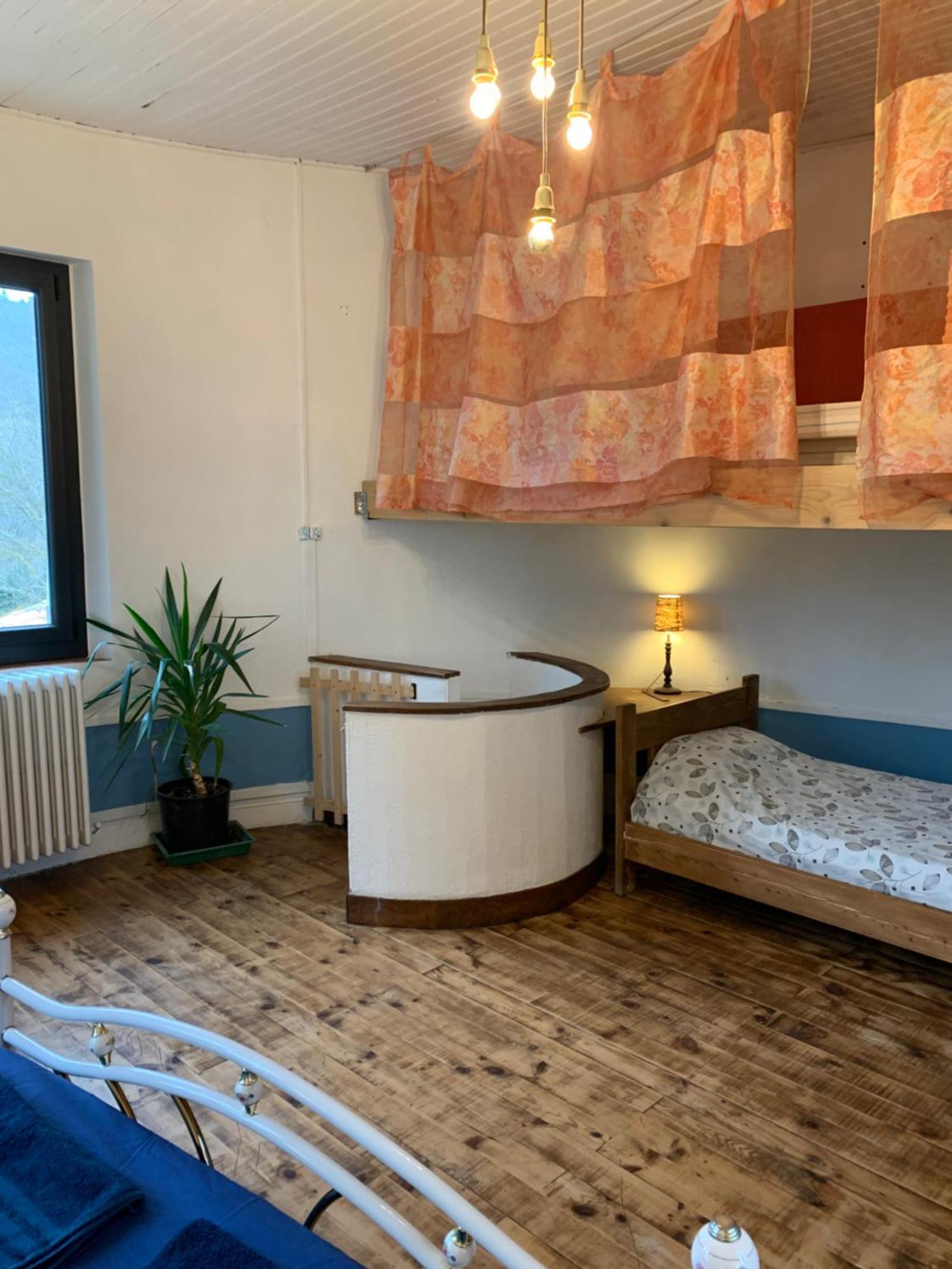 Les Favouilles - Gite & Chambres D Hotes Dauphin Екстер'єр фото