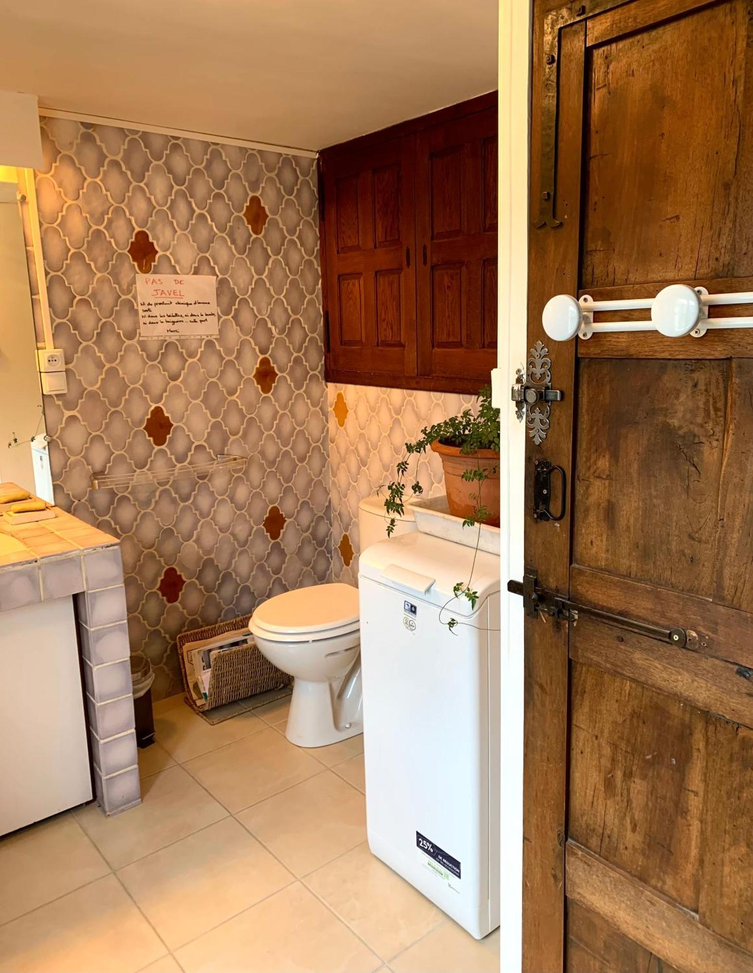 Les Favouilles - Gite & Chambres D Hotes Dauphin Екстер'єр фото